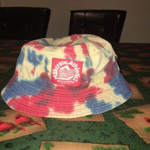 Tie dye bucket hat 🤙